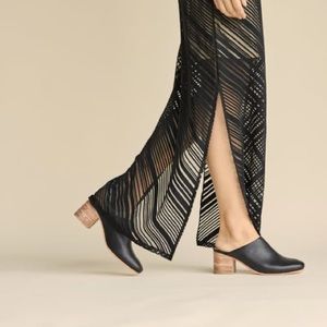 Nisolo Paloma Mules - Black leather, size 7